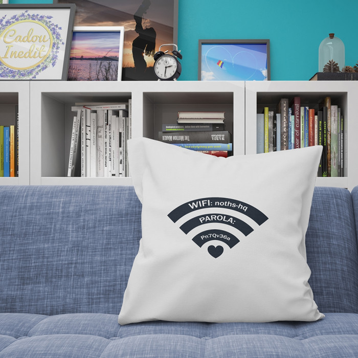 Cadou personalizat pentru Casa Perna Personalizata  cu parola WIFI pentru oaspetii tai
