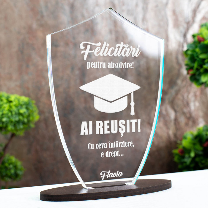 Trofeu Absolvire, Ai reusit, Cadou personalizat Scut