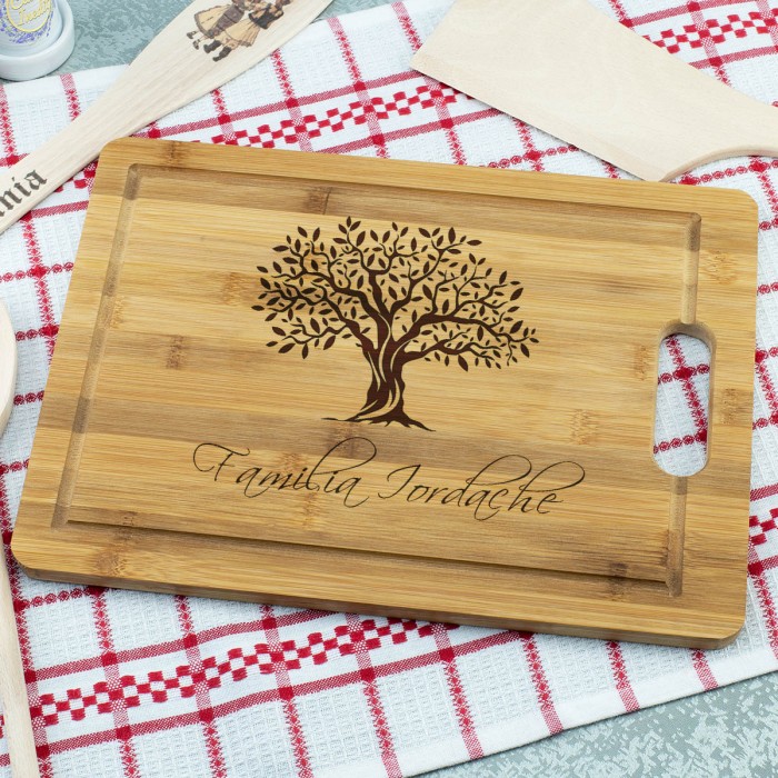 Tocator personalizat Familie, Arbore, Cadou personalizat Bambus