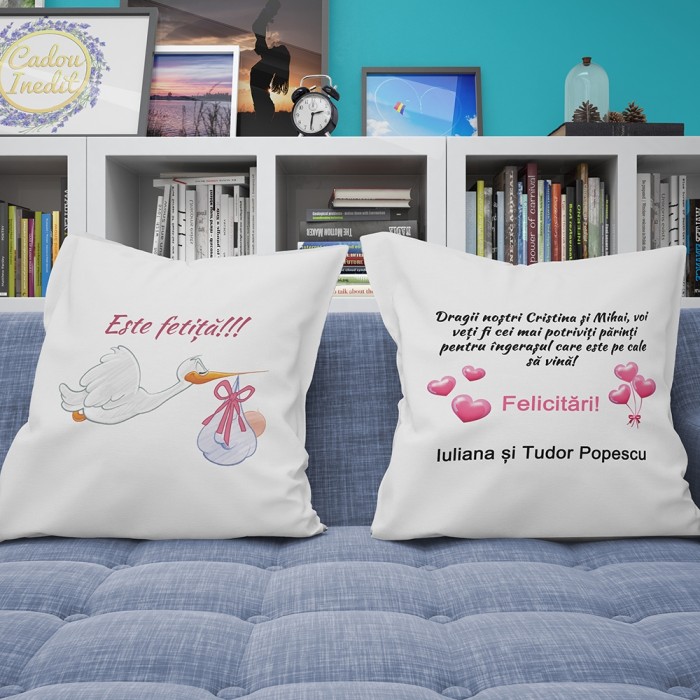 Cadou personalizat Perne Personalizate - Barza aduce o fetita
