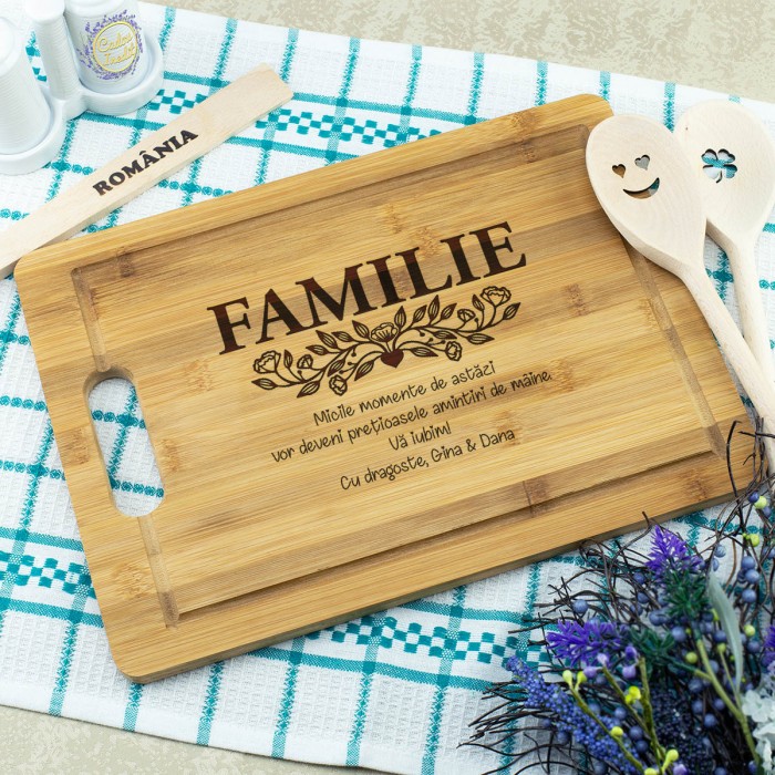 Tocator personalizat Familie, Momente, Cadou personalizat Bambus