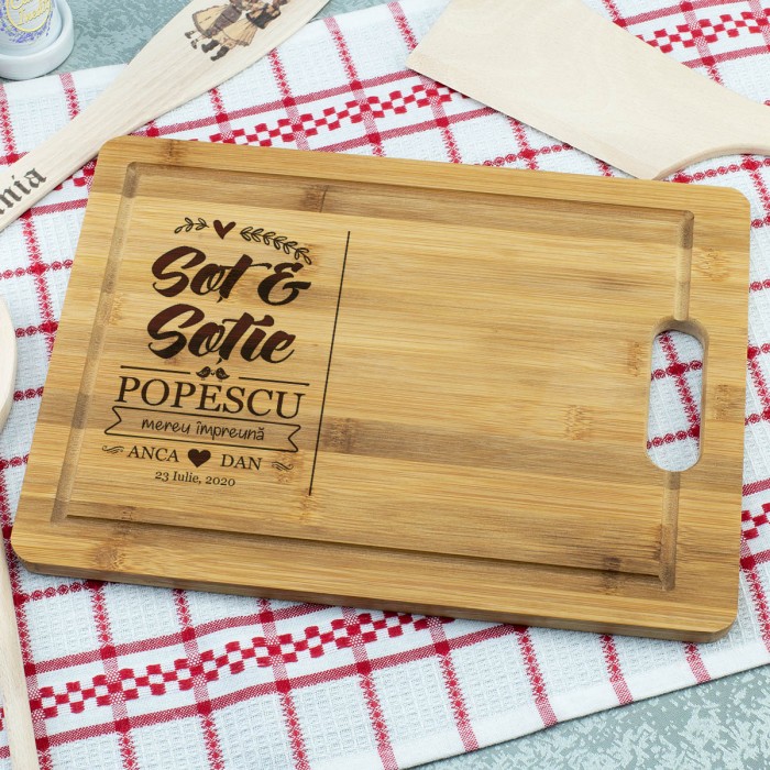 Tocator personalizat Sot si Sotie, Mereu impreuna, Cadou personalizat Bambus