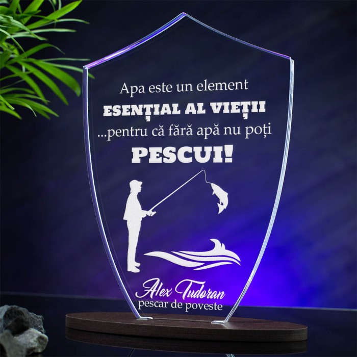 Trofeu Pescar, Iubitor de apa, Cadou personalizat Scut