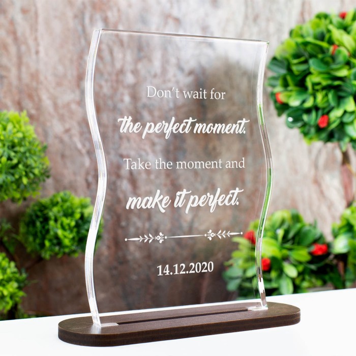 Trofeu Mesaj motivational, Make it perfect, Cadou personalizat Coloana
