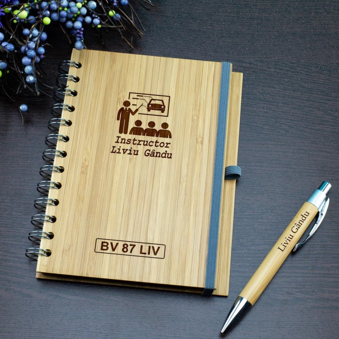 Agenda personalizata Instructor Auto, Numar inmatriculare, Cadou personalizat